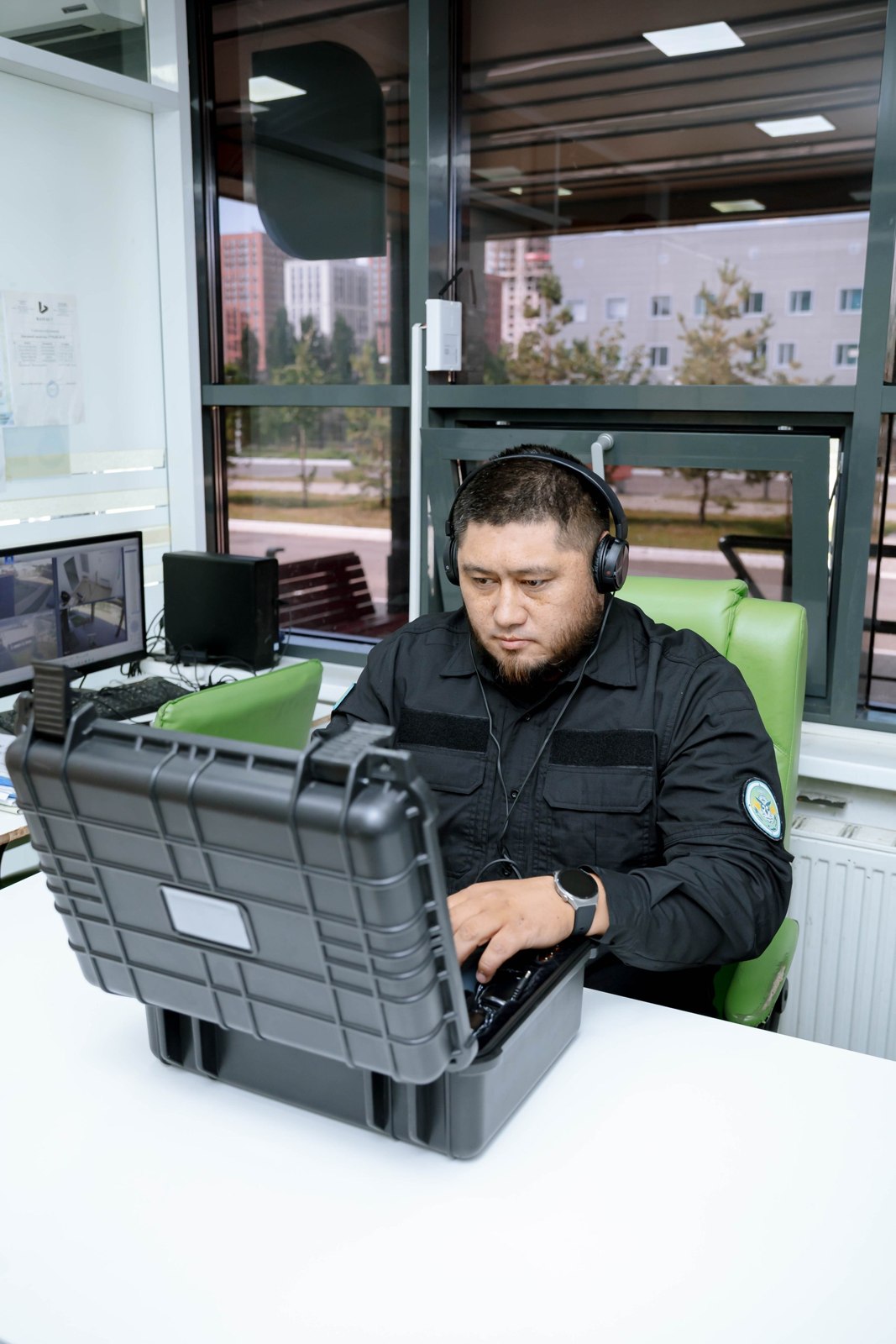 Checking technical equipment